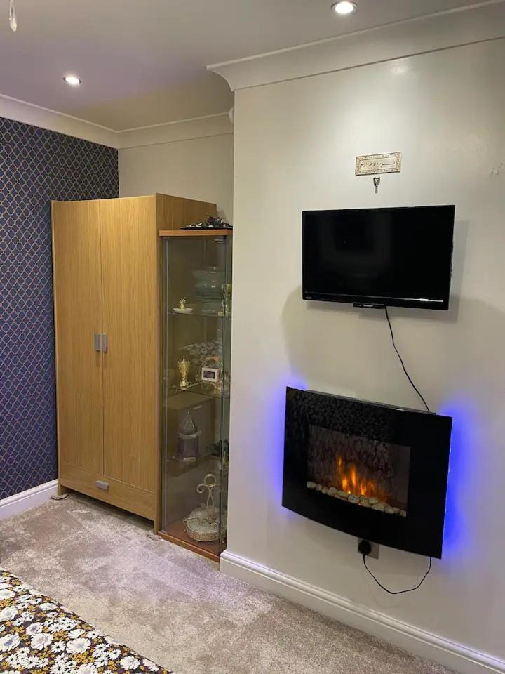 ברנהאם Beautiful Place To Live Near Heathrow Windsor Legoland & Free Parking Onsite מראה חיצוני תמונה
