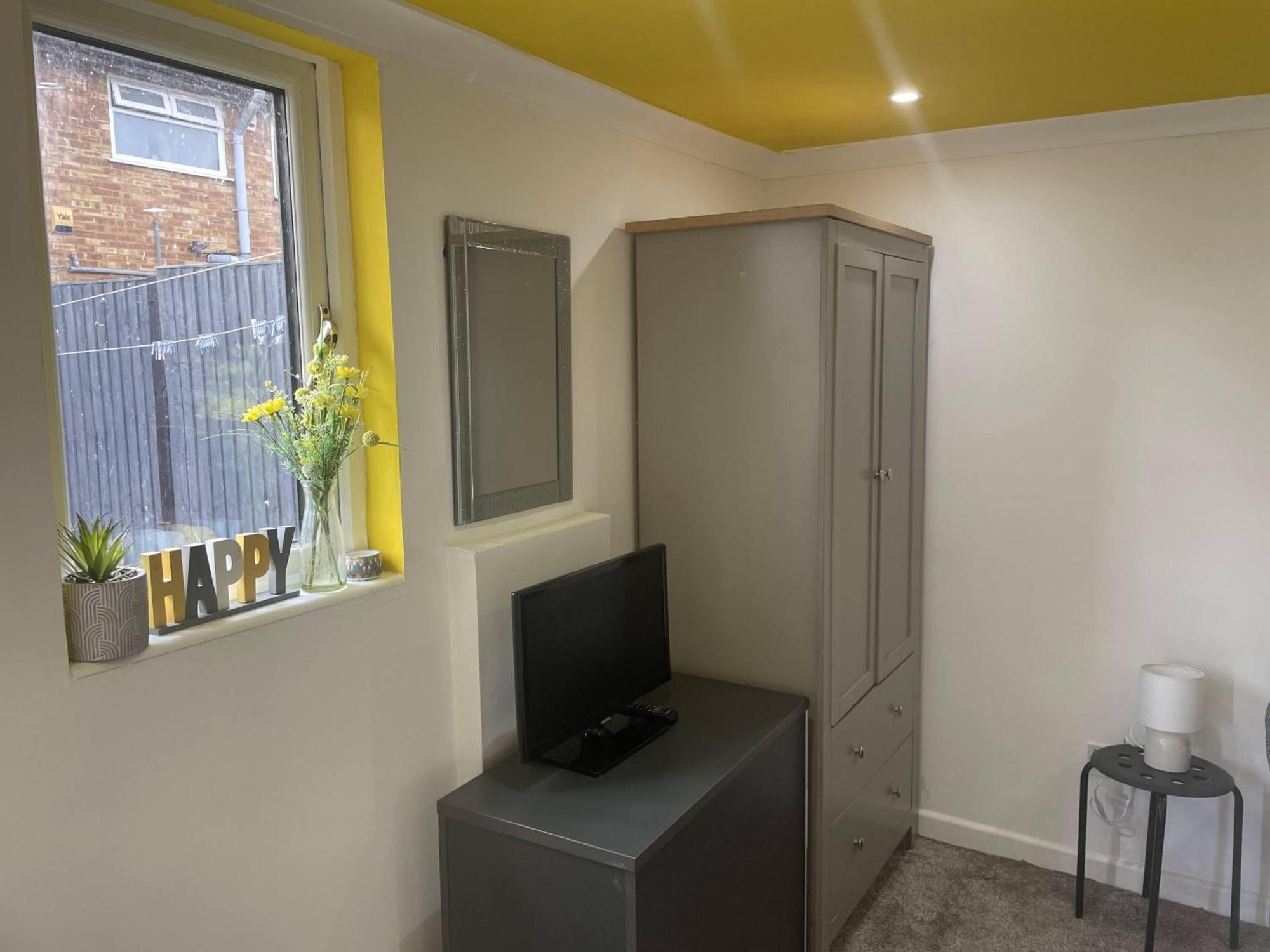 ברנהאם Beautiful Place To Live Near Heathrow Windsor Legoland & Free Parking Onsite מראה חיצוני תמונה